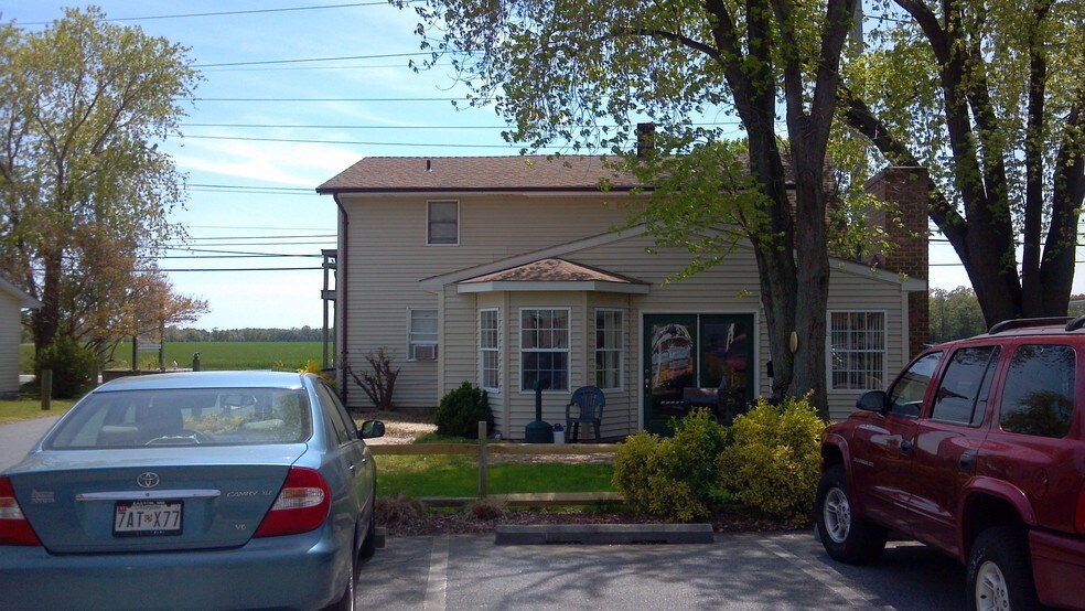 Primary Photo Of 2109 Main St, Chester Storefront Retail Office For Sale