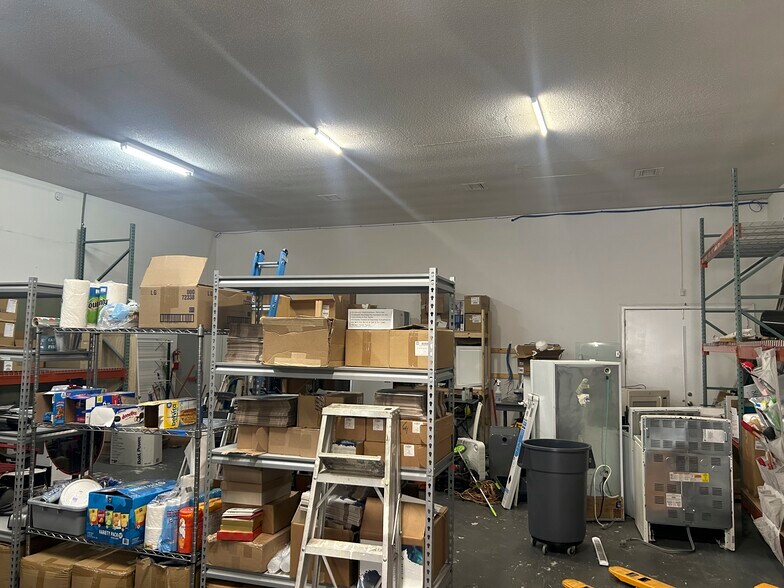 More Photos Of 101 Mattie M Kelly Blvd, Destin Light Distribution For Lease