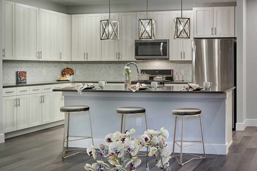 More Photos Of 400-490 South Ave, Garwood Apartments For Lease