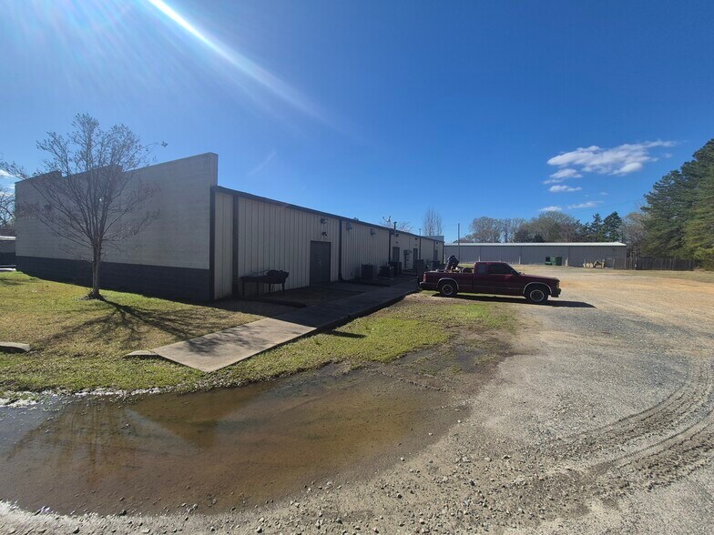 More Photos Of 1755 Airport Rd, Lancaster Drugstore For Sale