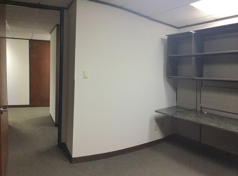 More Photos Of 3200 Steck Ave, Austin Office For Sale