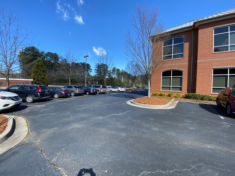 More Photos Of 250 Chastain Rd, Kennesaw Office For Lease
