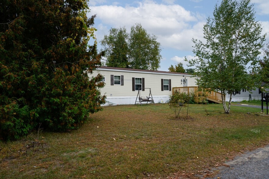 More Photos Of 53 Banker Rd, Morrisonville Manufactured Housing Mobile Home Park For Sale