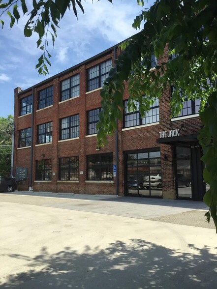 Primary Photo Of 982 S Front St, Columbus Loft Creative Space For Sale