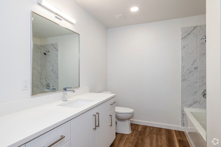 More Photos Of 301 W Roosevelt St, Phoenix Apartments For Lease