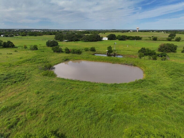 More Photos Of 1312 Weatherford Hwy, Granbury Land For Sale