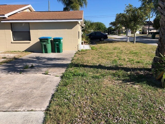 More Photos Of 7105 Poinsetta Ave, Cape Canaveral Apartments For Sale