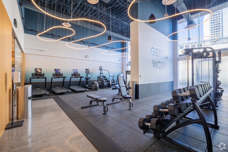 More Photos Of 1999 Harrison St, Oakland Office For Lease