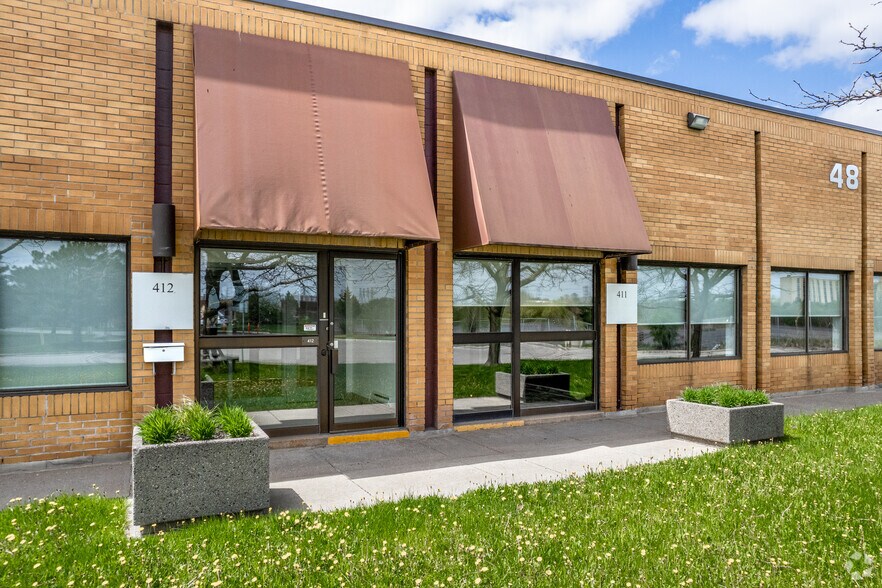 More Photos Of 215 Carlingview Dr, Toronto Light Distribution For Lease