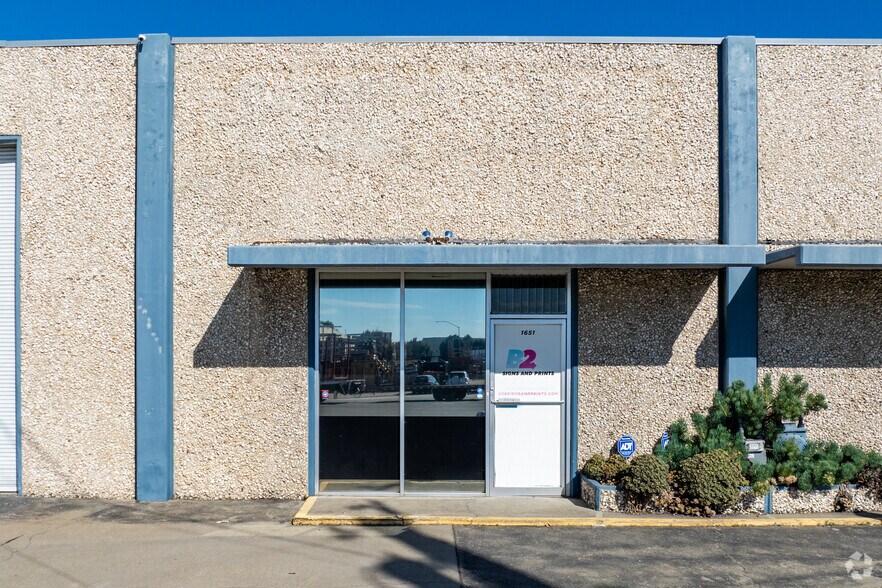 More Photos Of 1605-1619 Abram Ct, San Leandro Manufacturing For Lease