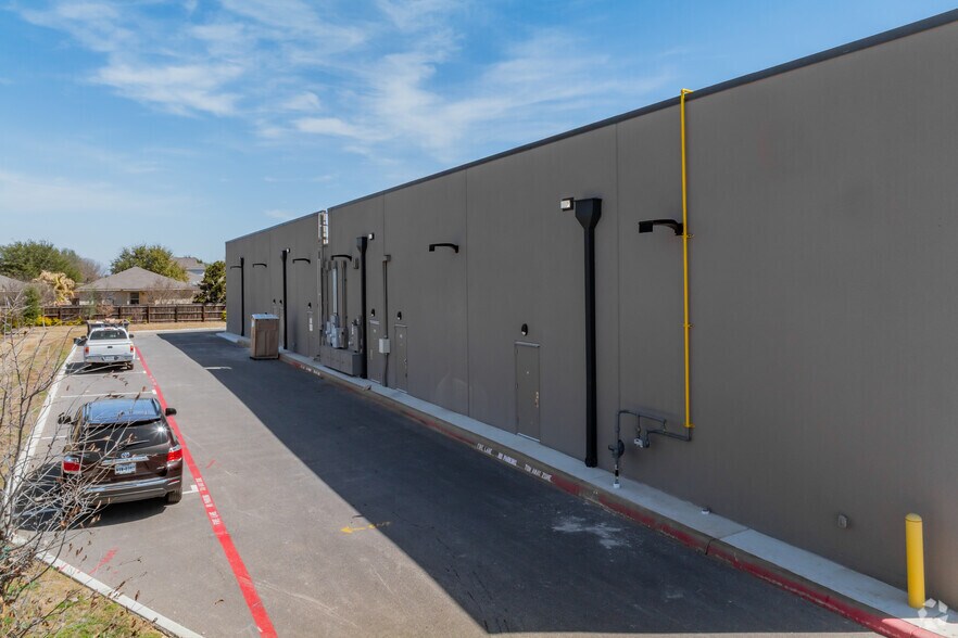 More Photos Of 1347 FM 1103, Cibolo Storefront Retail Office For Lease