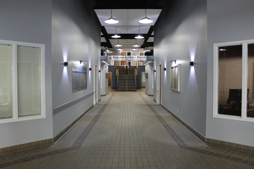 More Photos Of 220 S Main St, Butler Medical For Lease