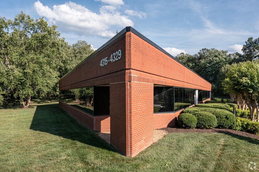 More Photos Of 4315-4451 Cox Rd, Glen Allen Unknown For Lease