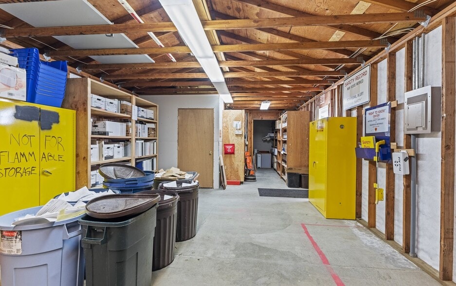 More Photos Of 307 Highway 42 E, Coquille Industrial For Sale