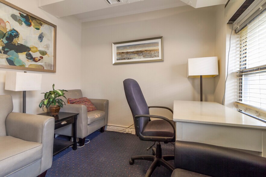 More Photos Of 98120 Queens Blvd, Rego Park Apartments For Sale