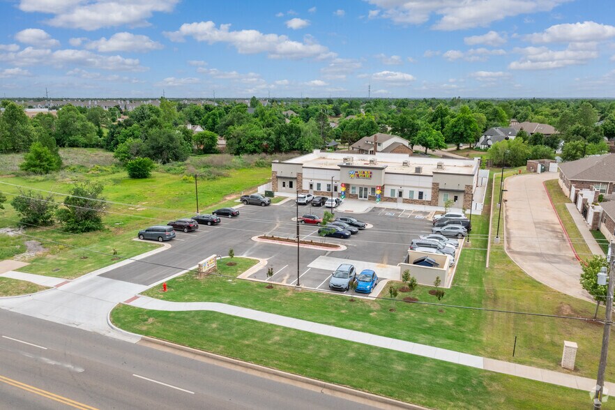 More Photos Of 2228 SW 104th St, Oklahoma City Daycare Center For Lease