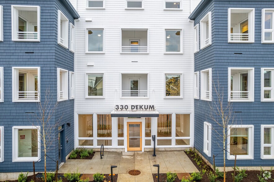 More Photos Of 330 NE Dekum St, Portland Apartments For Sale