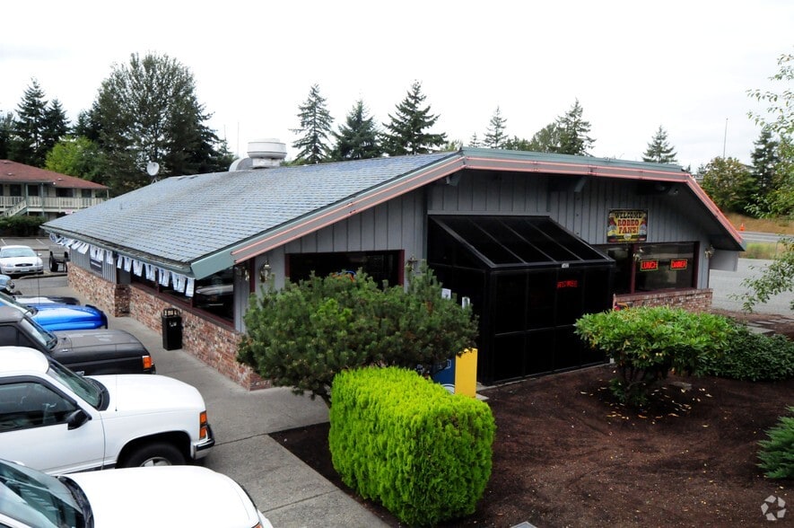 More Photos Of 1403 S Meridian, Puyallup Restaurant For Sale
