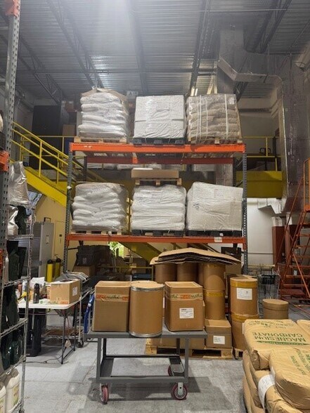 More Photos Of 12601 NW 115th Ave, Medley Warehouse For Lease