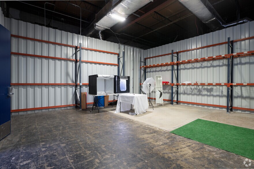 More Photos Of 1650 Marietta Blvd NW, Atlanta Warehouse For Lease