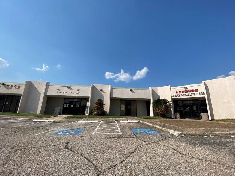More Photos Of 5855 Sovereign Dr, Houston Office For Lease