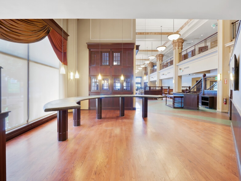 More Photos Of 1100 S Flower St, Los Angeles Office For Lease