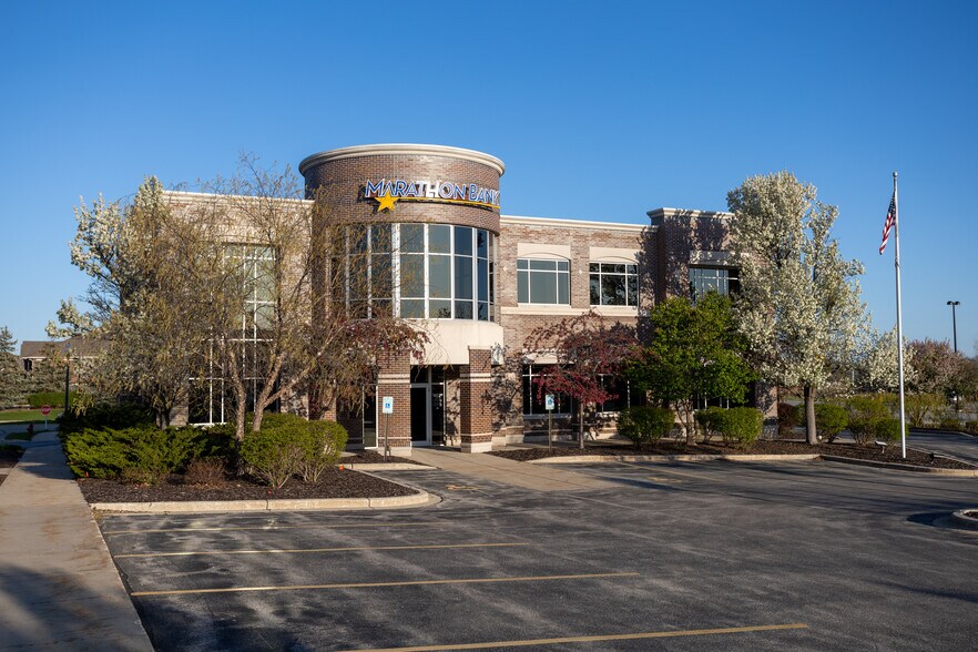 More Photos Of 19105 W Capitol Dr, Brookfield Medical For Lease