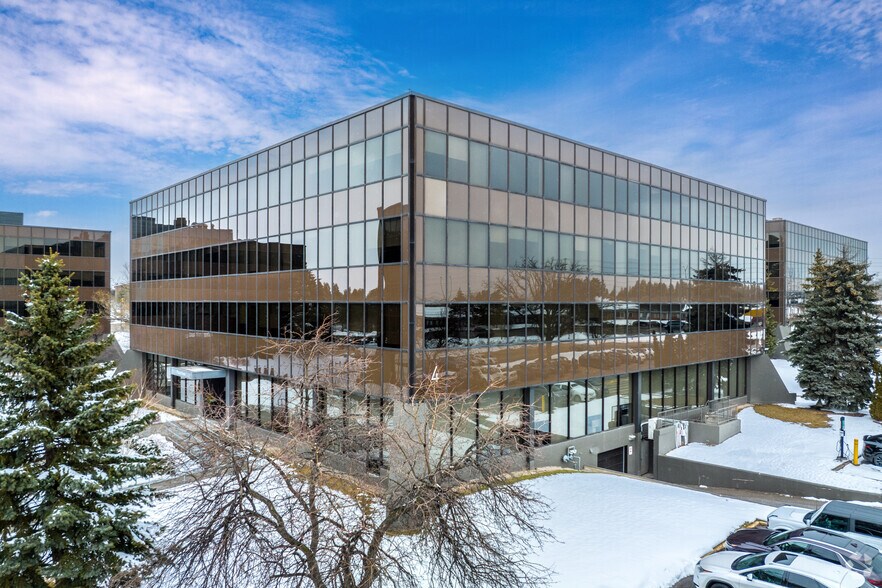 More Photos Of 2000 Argentia Rd, Mississauga Unknown For Lease