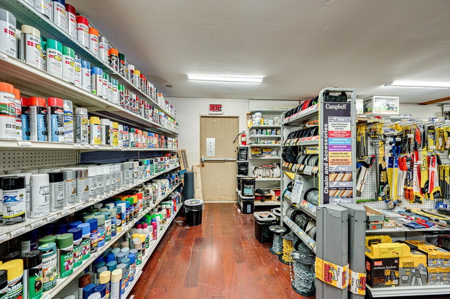 More Photos Of 39618 NE 216th Ave, Amboy Freestanding For Sale