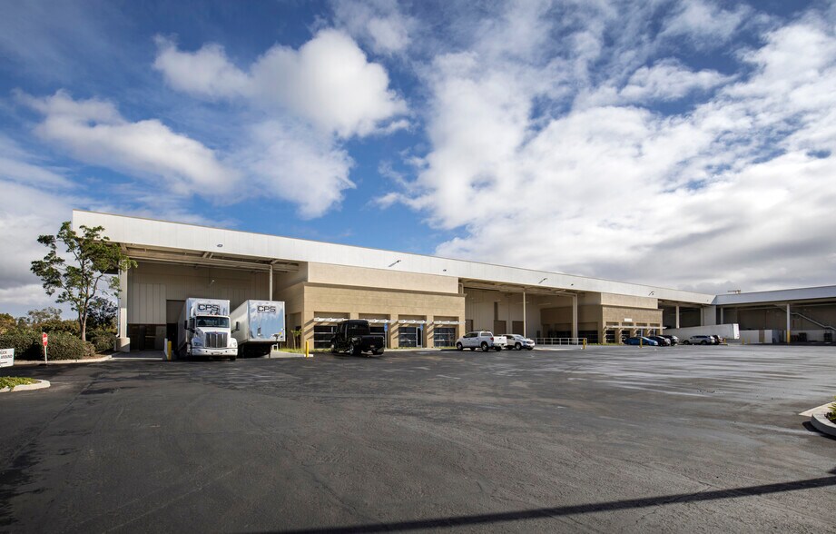 More Photos Of 3211 Mission Oaks Blvd, Camarillo Unknown For Lease