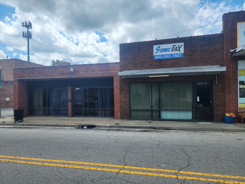 Primary Photo Of 2014 Reynolds Ave, Charleston Storefront For Sale