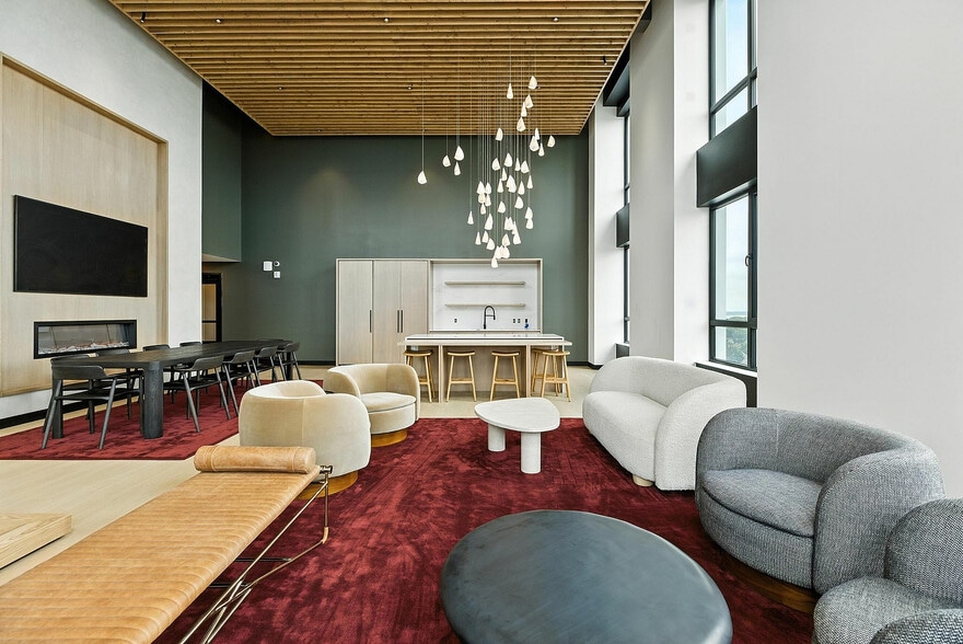 More Photos Of 849 E Washington Ave, Madison Apartments For Lease