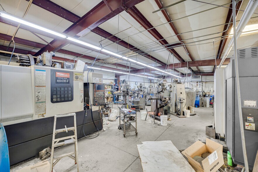 More Photos Of 810 Old Hull Rd, Athens Industrial For Sale