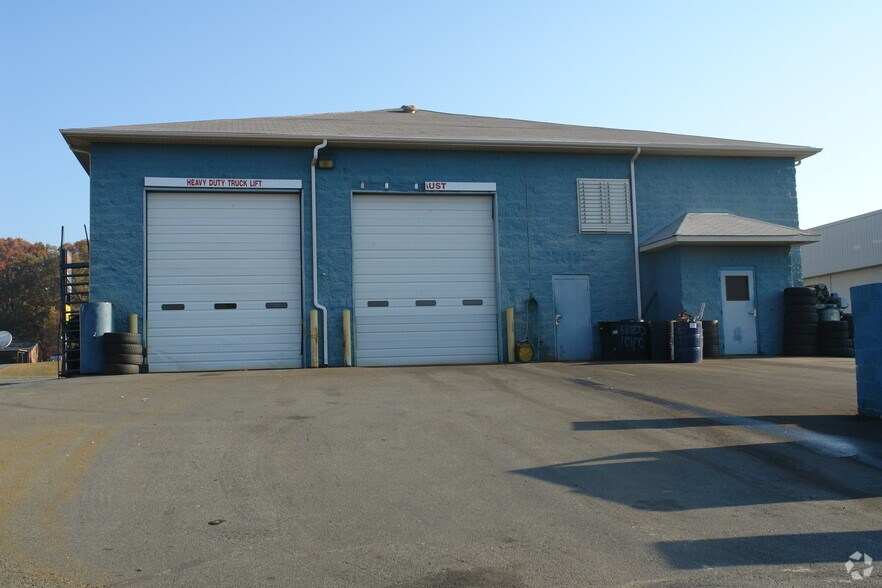 More Photos Of 13908 Independence Blvd, Indian Trail Auto Repair For Sale