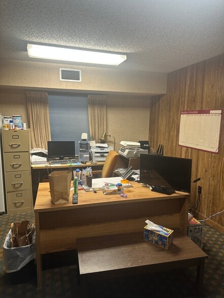 More Photos Of 1152 Court St, Clearwater Freestanding For Sale