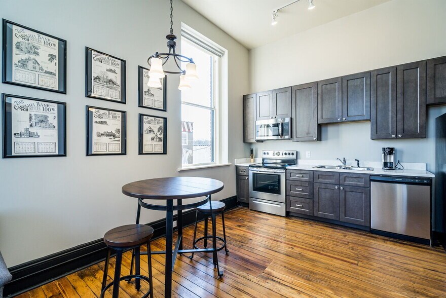 More Photos Of 201 Chatham St, Sanford Office Residential For Sale