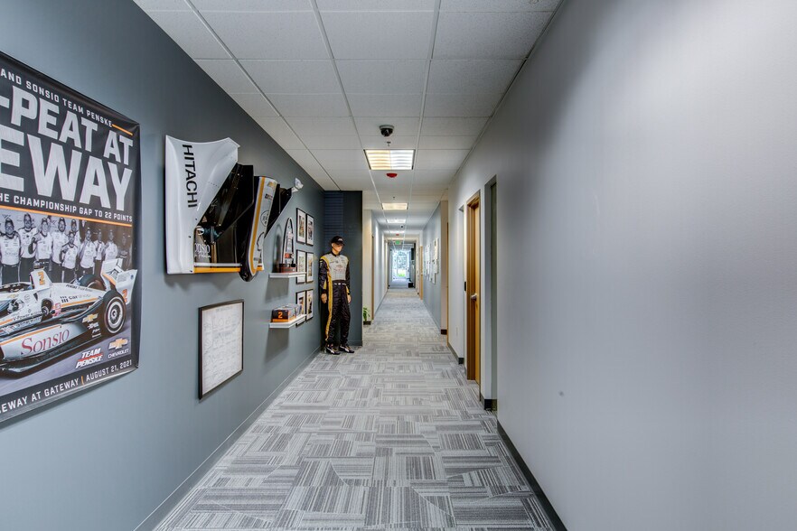 More Photos Of 5630 Ward Rd, Arvada Flex For Sale