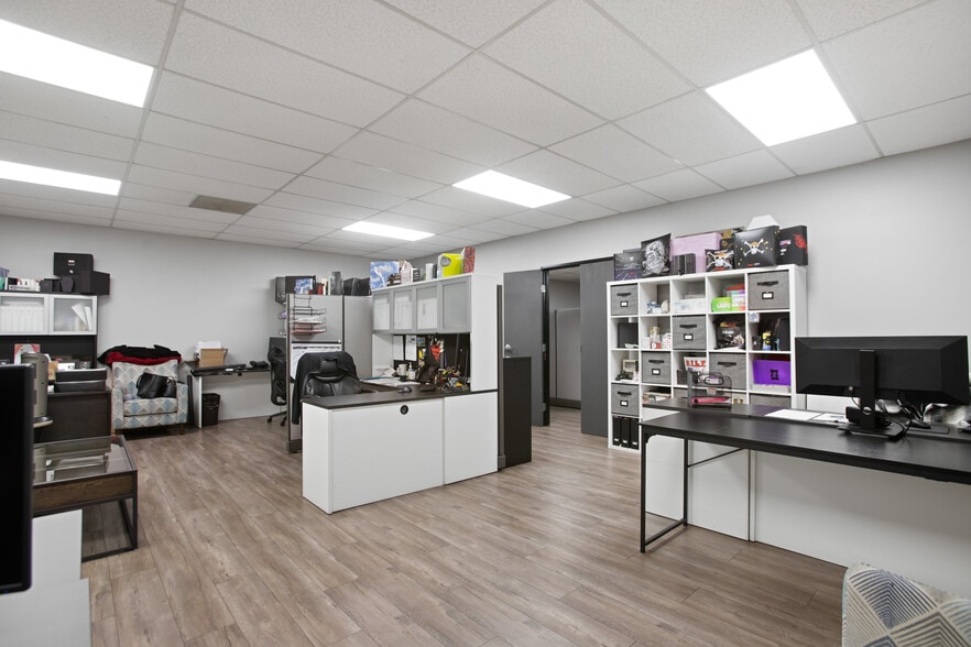 More Photos Of , Anaheim Industrial For Sale