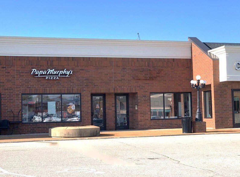 More Photos Of 173-187 Hilltown Village Center St, Chesterfield Freestanding For Lease