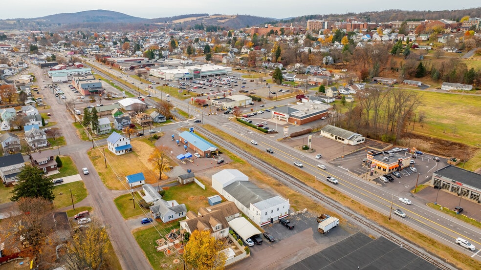 More Photos Of 680 Oak St, Bloomsburg Warehouse For Sale