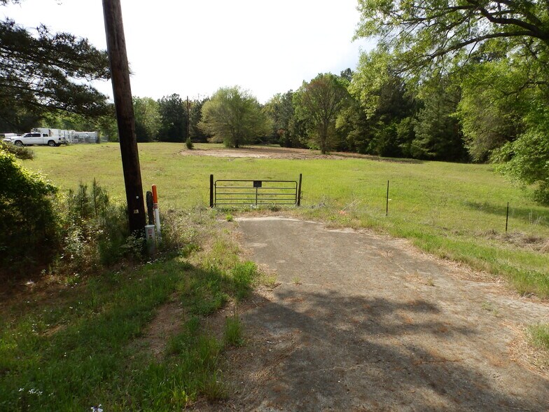 More Photos Of 19546 Tx-155, Flint Land For Sale