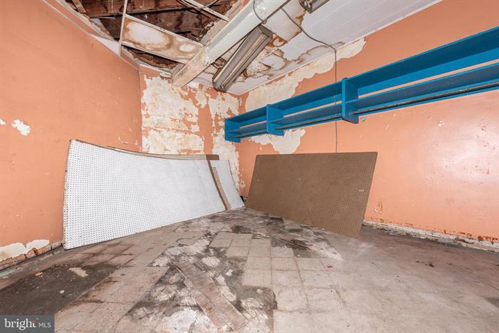 More Photos Of 1873 N Gay St, Baltimore Storefront Retail Office For Lease