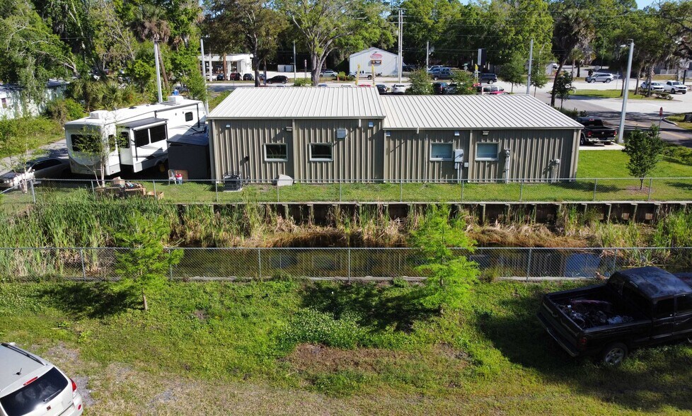 More Photos Of 415 Dairy Ave, Saint Augustine General Retail For Sale