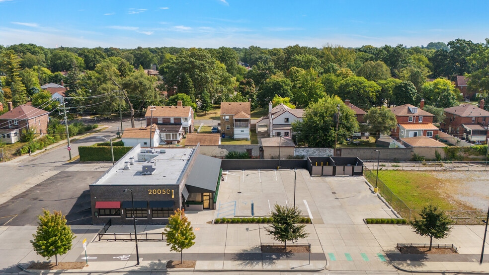 More Photos Of 20050 Livernois Ave, Detroit Restaurant For Sale