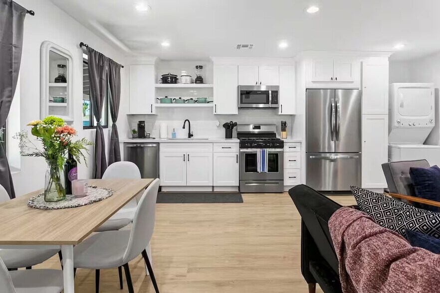 More Photos Of 3139 N 40th St, Phoenix Apartments For Sale