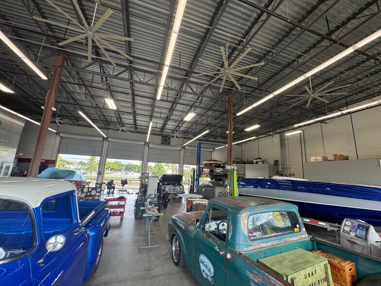 More Photos Of S. Cleveland Avenue, Fort Myers Industrial For Lease