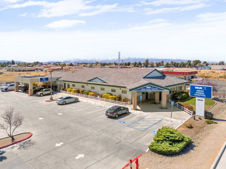 More Photos Of 14643 Palmdale Rd, Victorville Veterinarian Kennel For Sale