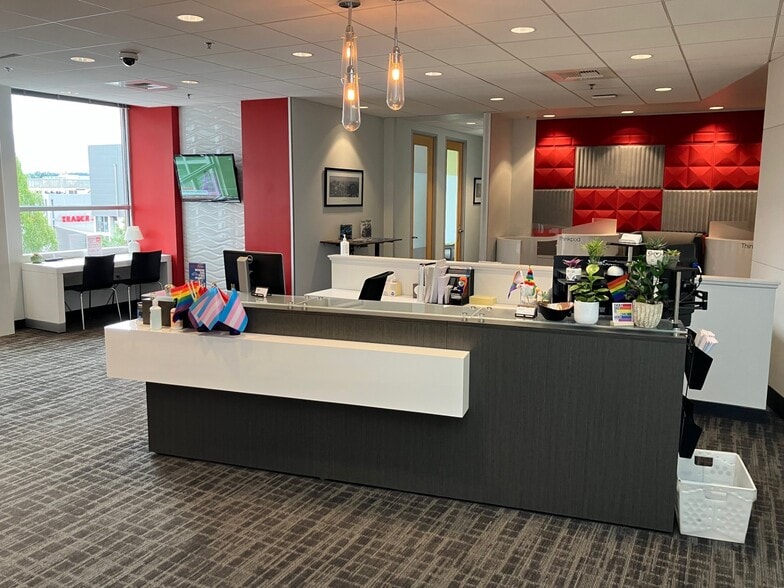 More Photos Of 1455 NW Leary Way, Seattle Coworking Space