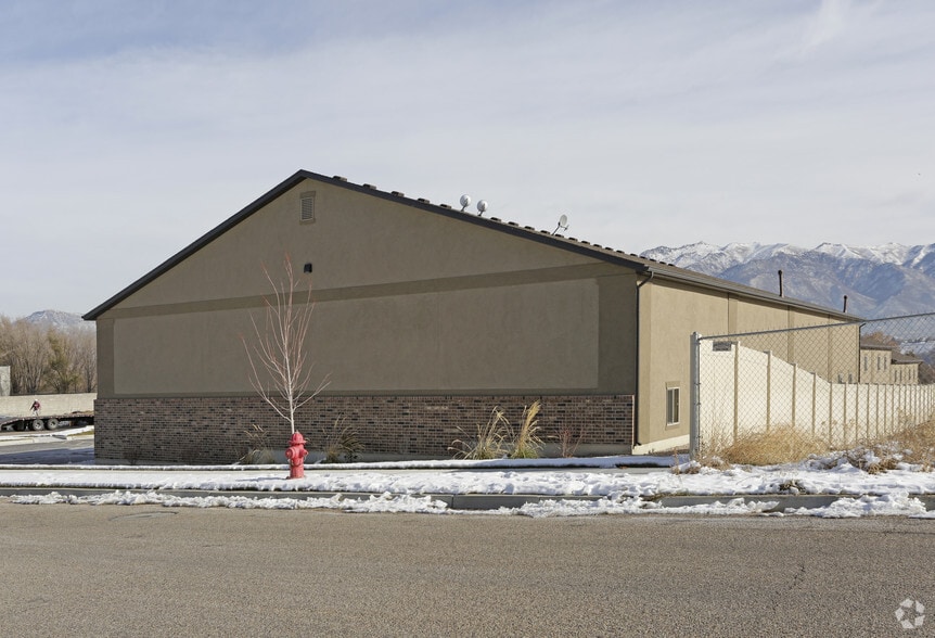 More Photos Of 1451 W 5175 S, Riverdale Light Distribution For Lease