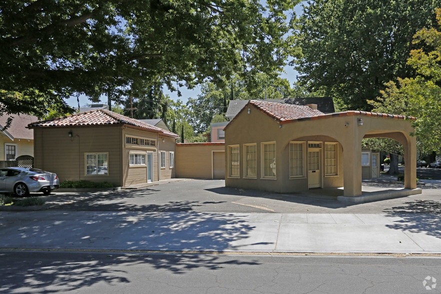 Primary Photo Of 2301 F St, Sacramento Freestanding For Sale